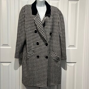 The Limited Wool Black/White Houndstooth Double Breasted Lined‎ Coat Size 10
